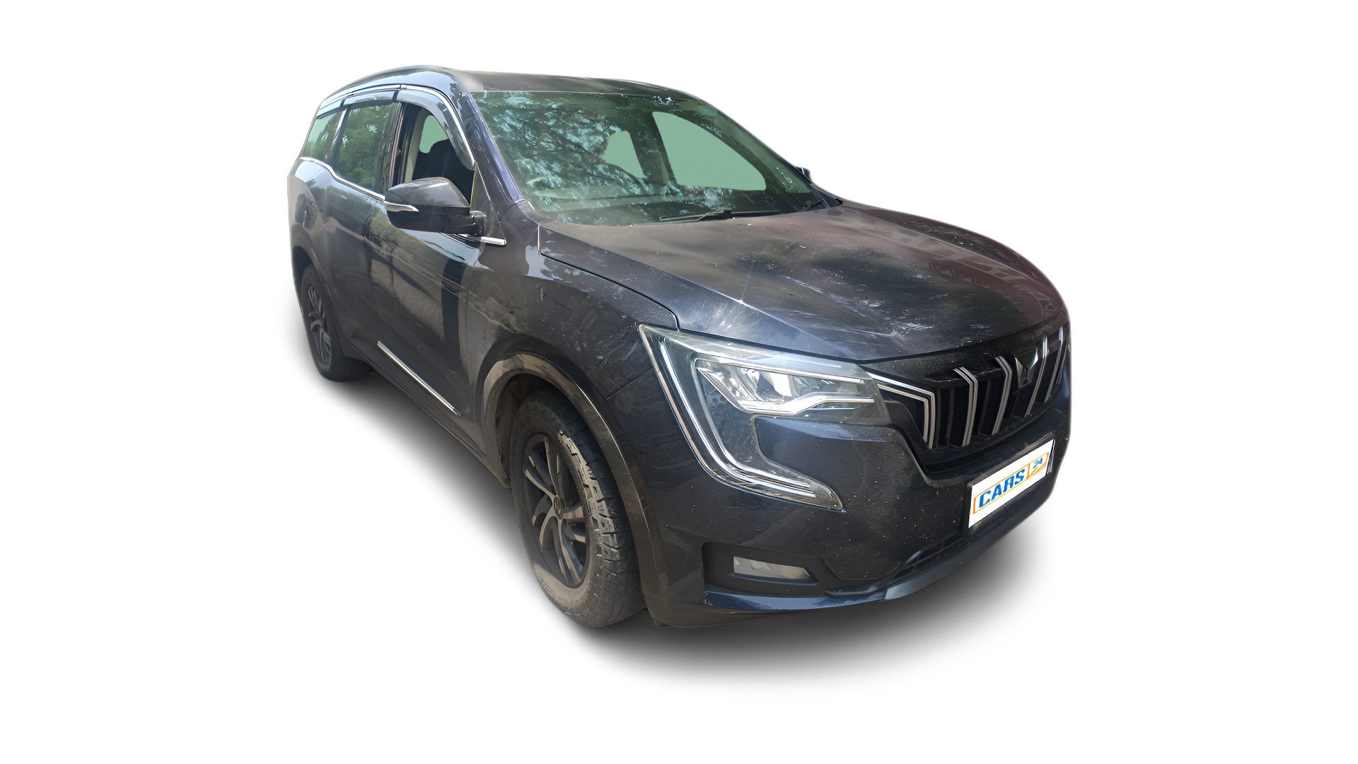 Mahindra XUV700-img